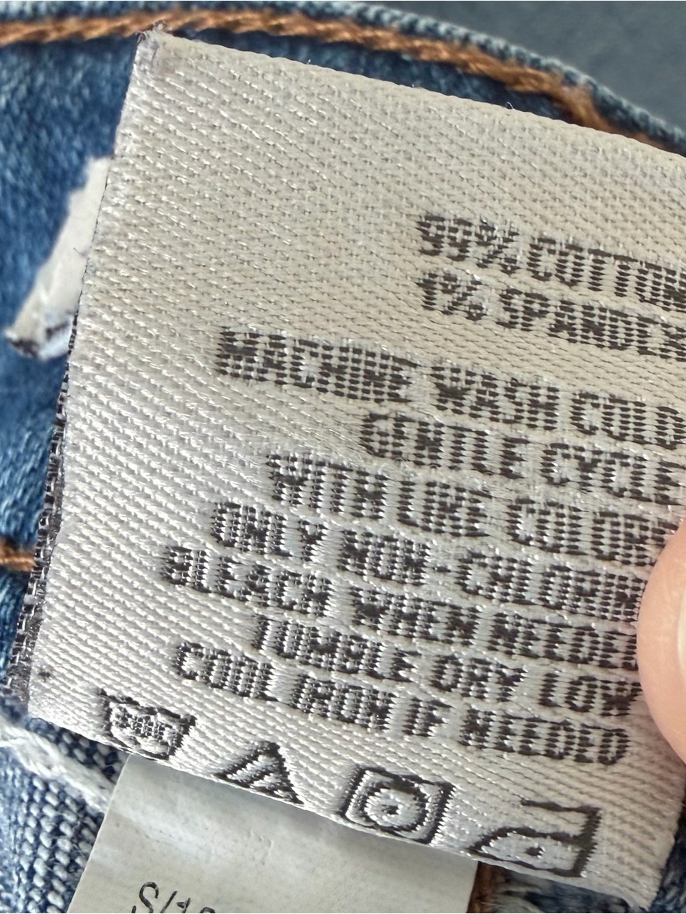 American Rag Distressed Dark Blue Cropped Ripped Jeans - Picture 3 of 4